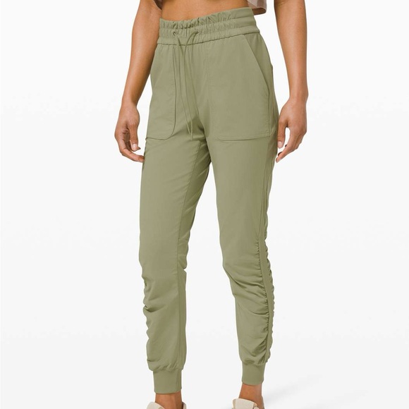 Lululemon Beyond the Studio Jogger - Picture 1 of 10